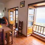 Holidaynorthtenerife Caserio Rural Charcos 컨트리하우스 *