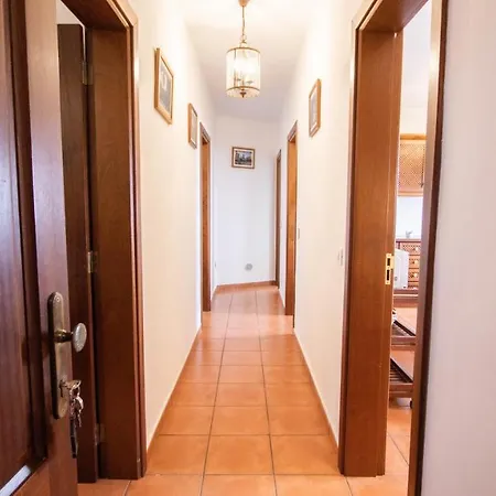 乡村民宿 Holidaynorthtenerife Caserio Rural Charcos 伊科德·德·洛斯·维诺斯