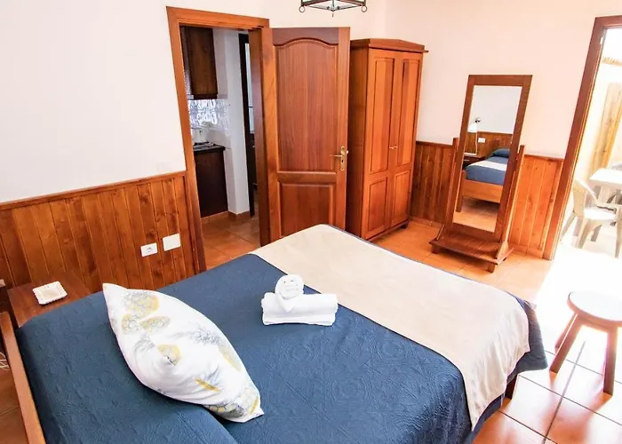 Holidaynorthtenerife Caserio Rural Charcos * Icod de los Vinos