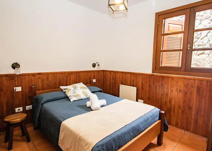 Holidaynorthtenerife Caserio Rural Charcos Icod De Los Vinos