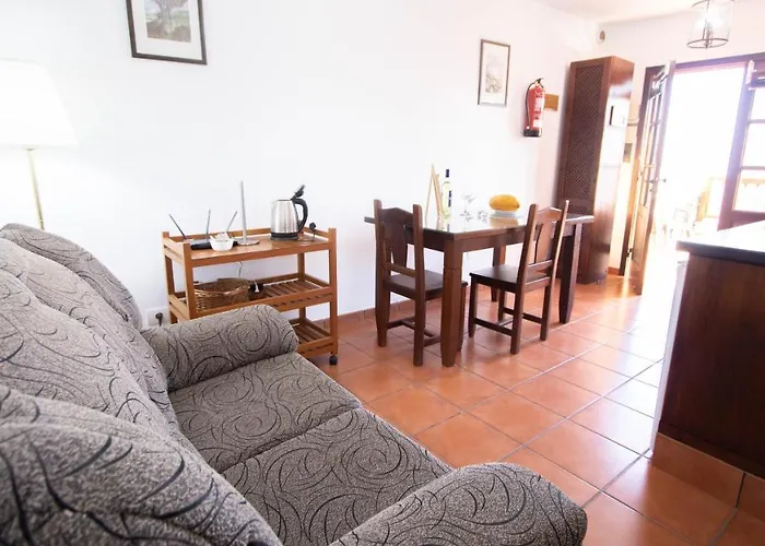Holidaynorthtenerife Caserio Rural Charcos Landsted *