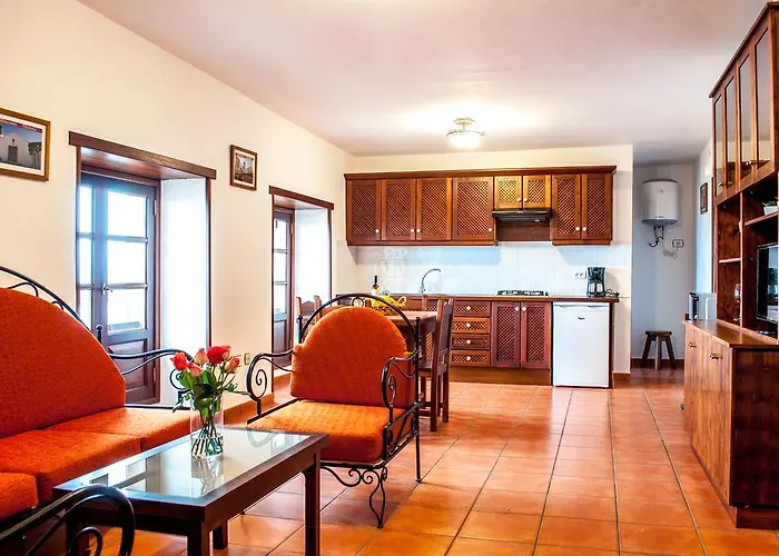 Holidaynorthtenerife Caserio Rural Charcos *