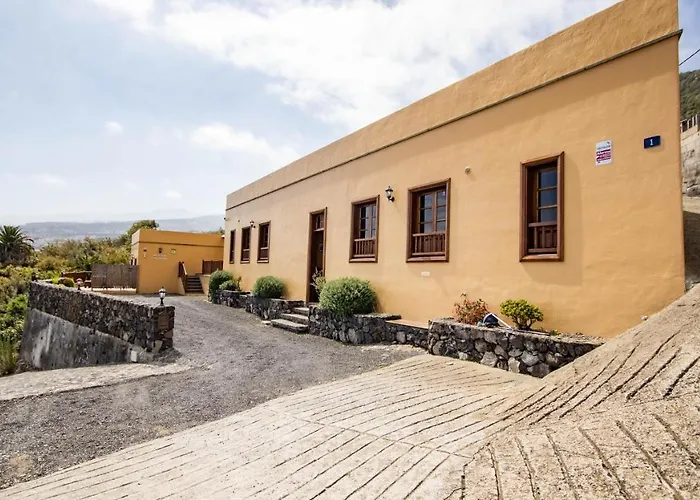 Holidaynorthtenerife Caserio Rural Charcos